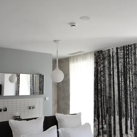 Hotel Quatorze 4*