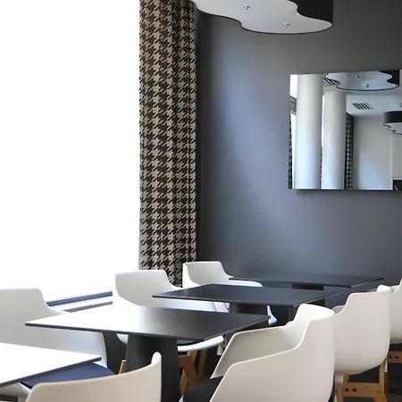 Quatorze 4* コルマール